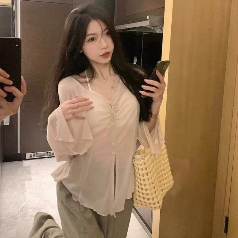 Sheer Flare Sleeve Blouse - Y2 - Embroidery Origin recension och pris