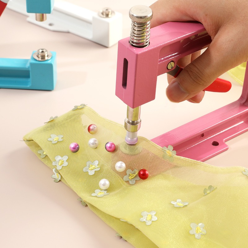 Hand Press Pearl Setting Tool  - Embroidery Xpress recension och pris